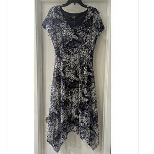 NWT - Ronni Nicole - Navy Blue Ivory Pink Floral Lace Dress - Size: M